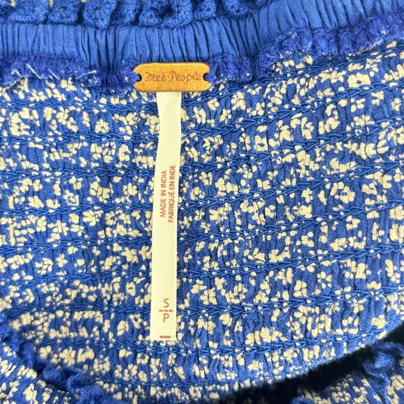 Free People Brittnee Printed Smocked-Back Peplum Top – Blue Floral – Size S - Picture 6 of 7